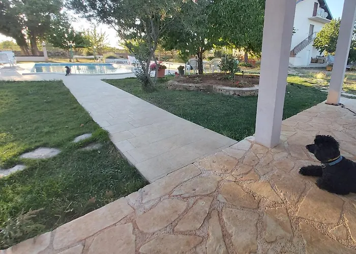 Daire Kaja House Lozovac