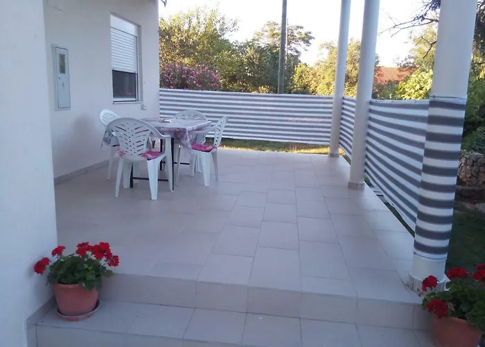 Kaja House Appartement *